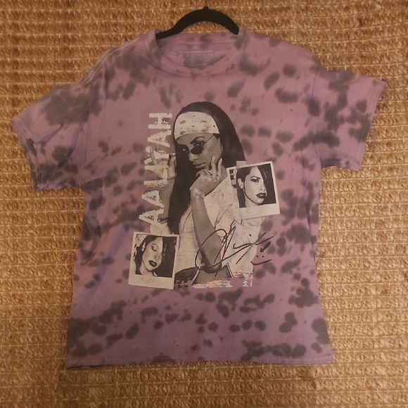 Purple Graphic Short Sleeve Tee - Picture 1 of 3
